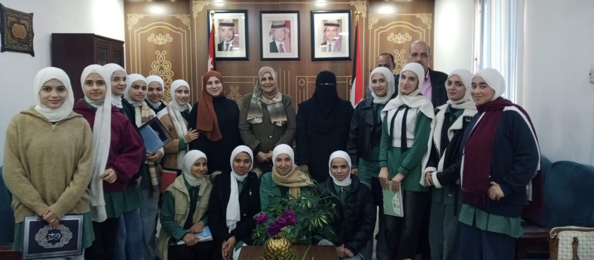 المصري تكرم طالبات مدرسة ارحابا الثانوية للبنات بمناسبة فوزها في مسابقة معرض Minecraft Education