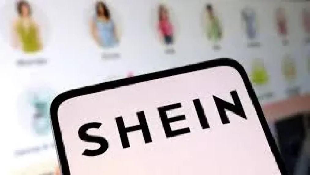 ”ملابس شي إن تحت المجهر: الكشف عن وجود مواد كيميائية سامة تهدد الصحة والبيئة!”