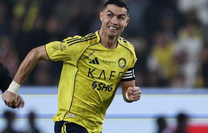 سر لياقة رونالدو المذهلة.. كبسولة استشفاء خاصة في منزله