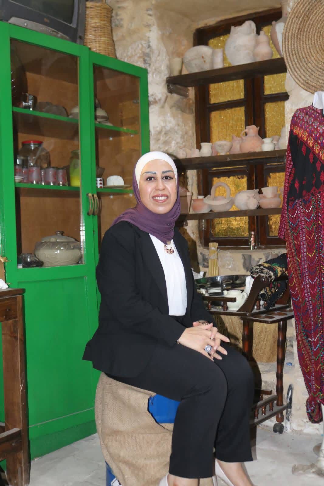 الطراونة  تكتب عن التعددية ونفقة المرأة