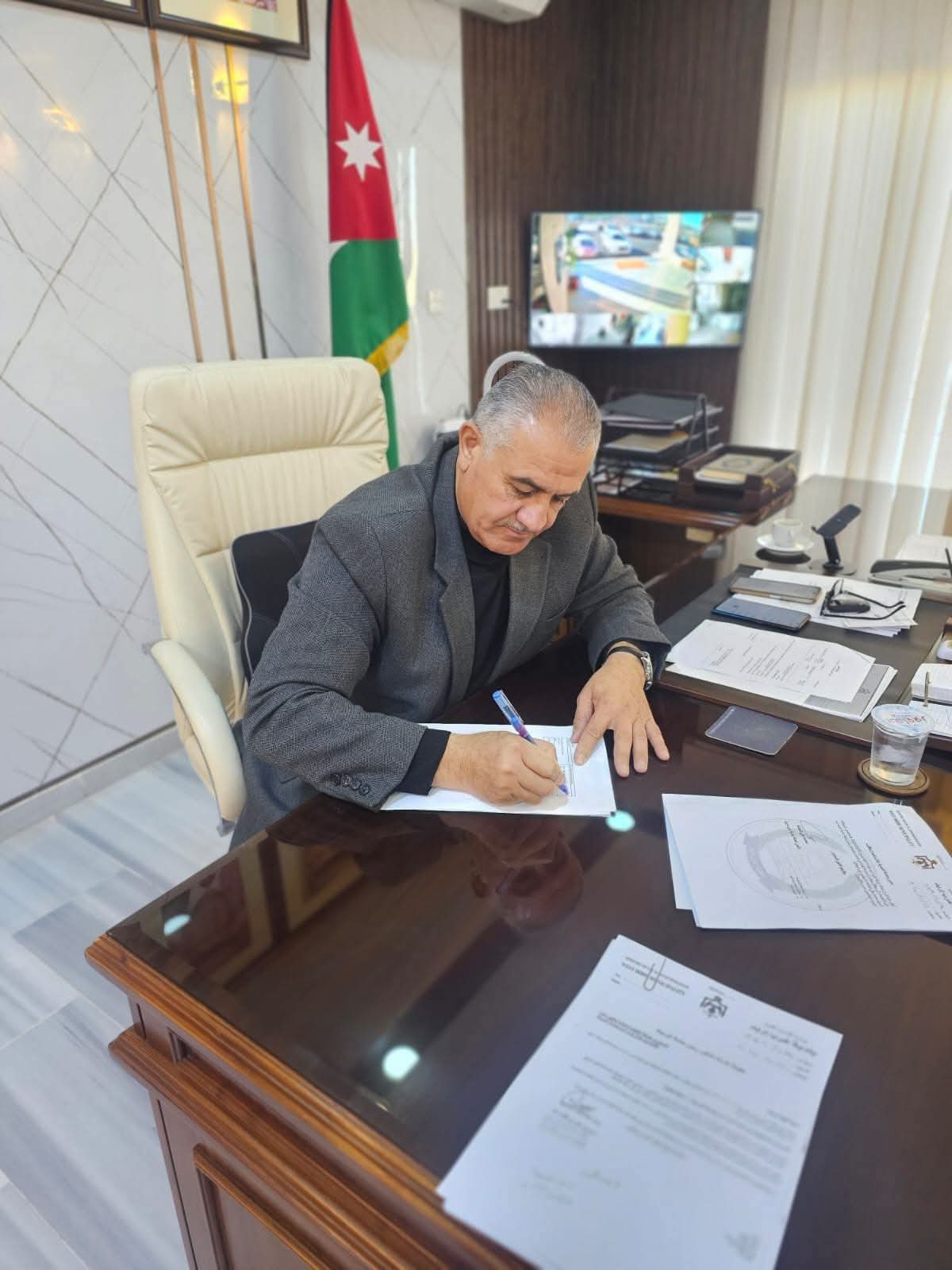 غرب إربد تعزز شراكاتها الدولية وترتقي بالتنمية عبر ميثاق ميلانو