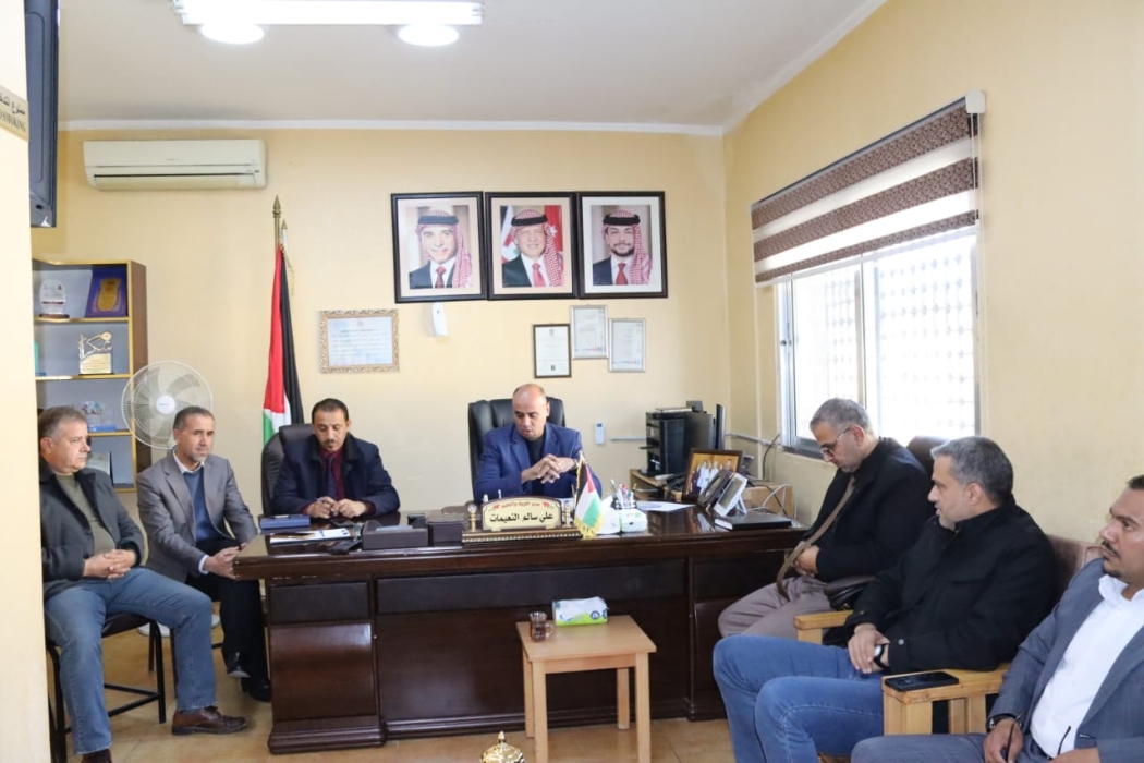 النعيمات يترأس اجتماعا لرؤوساء الاقسام في تربية الشوبك