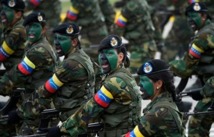 القوات المسلحة الفنزويلية.. تاريخ عريق وعقيدة بوليفارية واستعداد دائم للدفاع عن السيادة