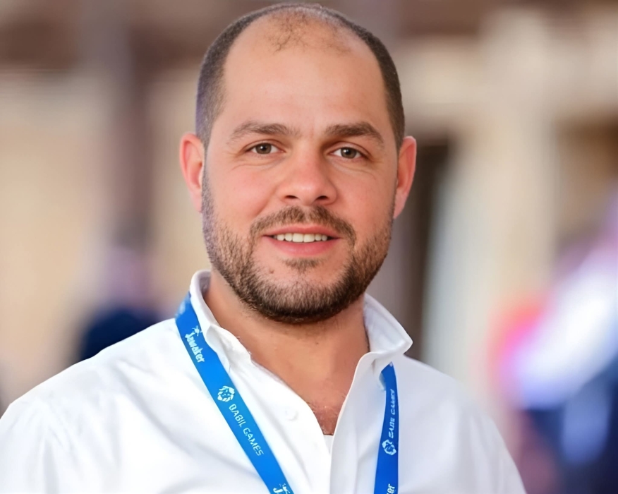 وزير الاتصال الحكومي ينعى الزميل عبدالرزاق أبو هزيم