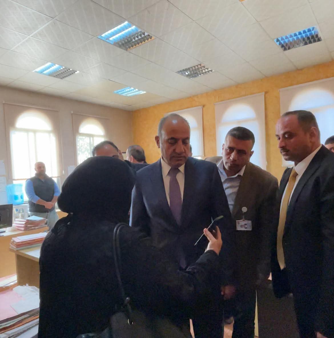 الشواربة يجري جولة ميدانية في القويسمة ويوجّه برفع جاهزية الشتاء وتحسين الحركة المرورية...صور