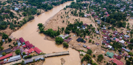 ارتفاع عدد قتلى الفيضانات في إندونيسيا إلى 631