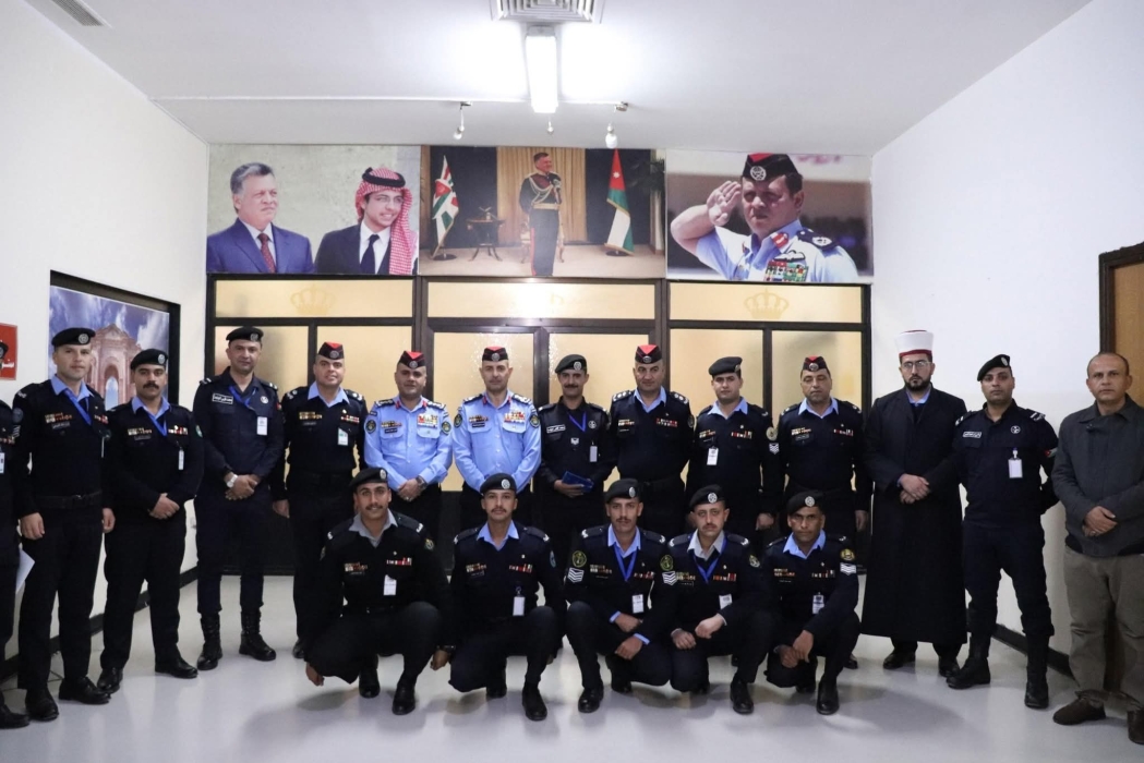 تخريج دورات تدريبية وشرطية في المدينة التدريبية....صور