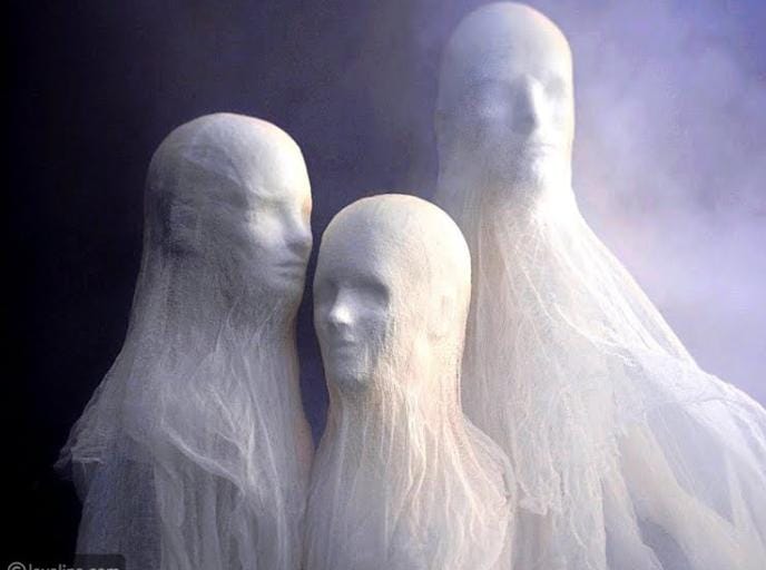 تفسير رؤية الجن في المنام على هيئة إنسان.. دلالات الخوف والتحذير والطمأنينة بالقرآن