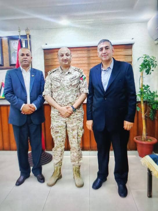 الاستهلاكية العسكرية تسهم في مبادرة بناة الأجيال دعماً لرسالة التعليم