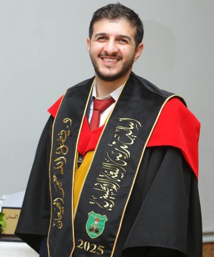 العقيل يهنئ فضل الله عمر عليوي الجمعان بحصوله على درجة الدكتوراه بامتياز