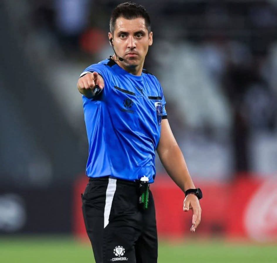 حكم تشيلي يقود مواجهة الاردن والكويت في اختبار حاسم اليوم