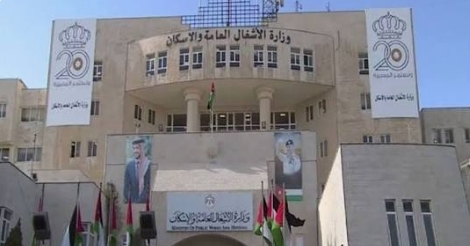 الأشغال تعزز جاهزيتها بـ110 فرق و155 آلية لمواجهة الظروف الجوية