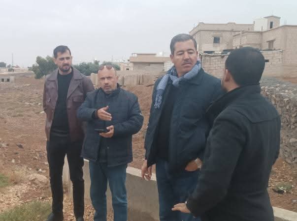 الخريشا يطلق تكثيف حملات مراقبة البؤر الساخنة في بلدية الصفاوي استعدادًا للأمطار...صور