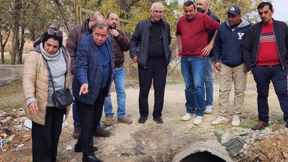 بلدية جرش الكبرى تتفقد النقاط الساخنة وترحّل قاطني الخيام من الوديان استعداداً للمنخفض الجوي القادم...صور