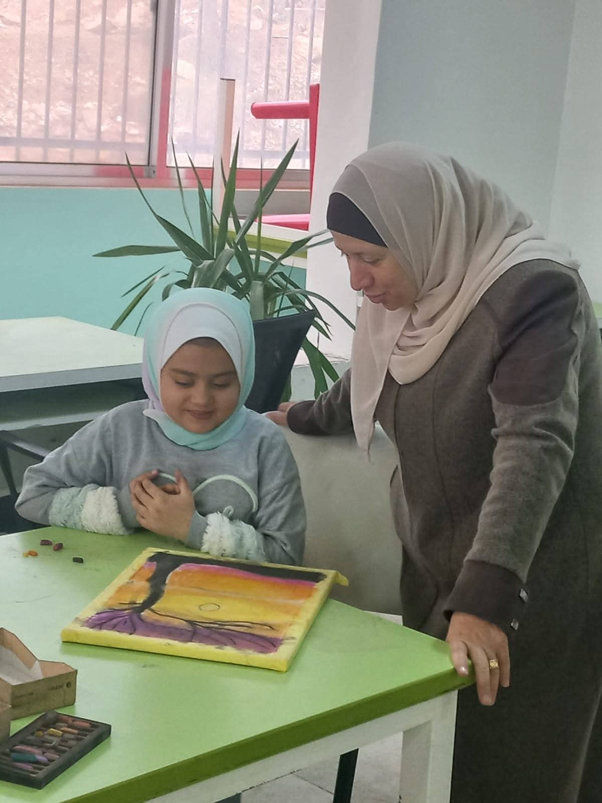 ورشة فنية للأطفال  ضمن مبادرة في كل بيت فنان..صور