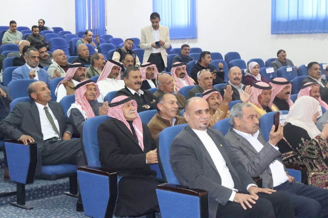 النعيمات يشارك بالبازار الثقافي  الذي نظمته جمعية سيدات الشوبك