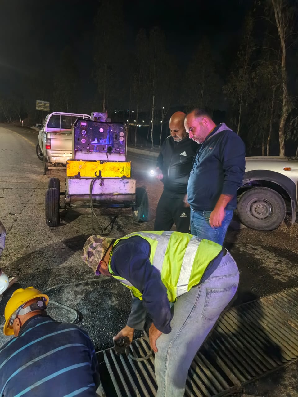 الأشغال: تعاملنا مع 73 بلاغاً خلال الـ 24 ساعة الأخيرة وفرقنا واصلت العمل الميداني طوال ساعات الليل