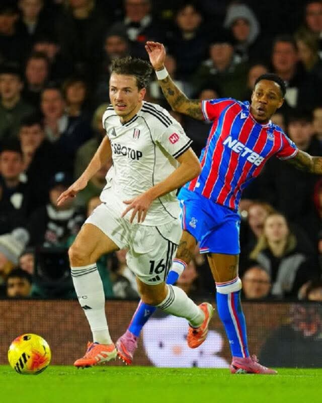 الدوري الانكليزي: غويهي يقود كريستال بالاس للفوز امام فولهام