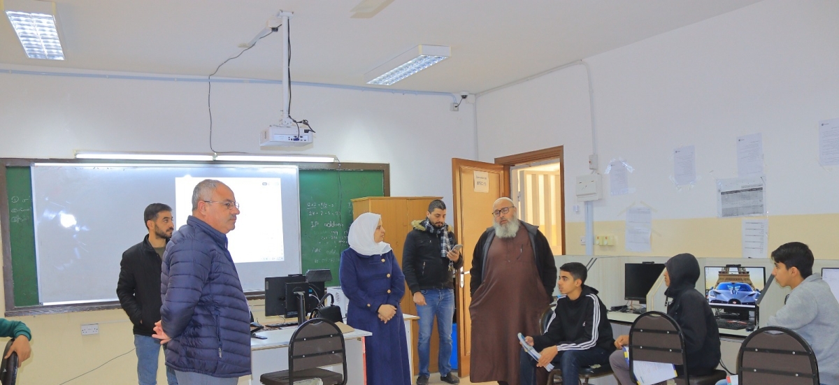 الحويدي تتفقد مدرسة الحرش الثانوية ضمن جولاتها الميدانية