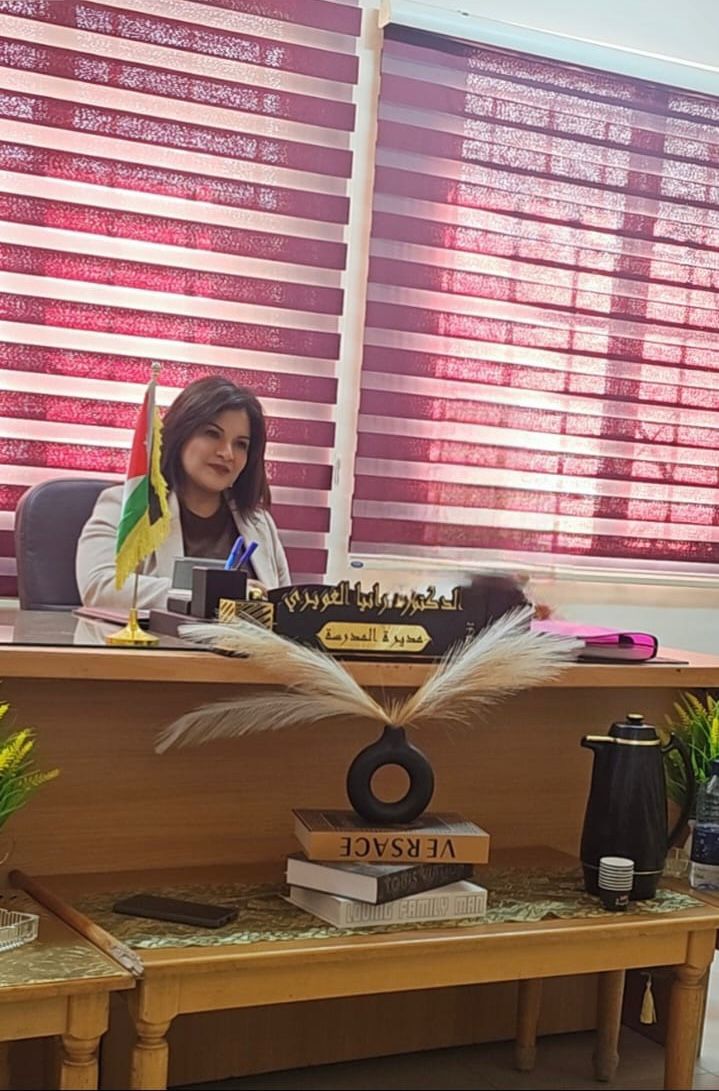 العجارمة تتفقد مدارس عراق الأمير