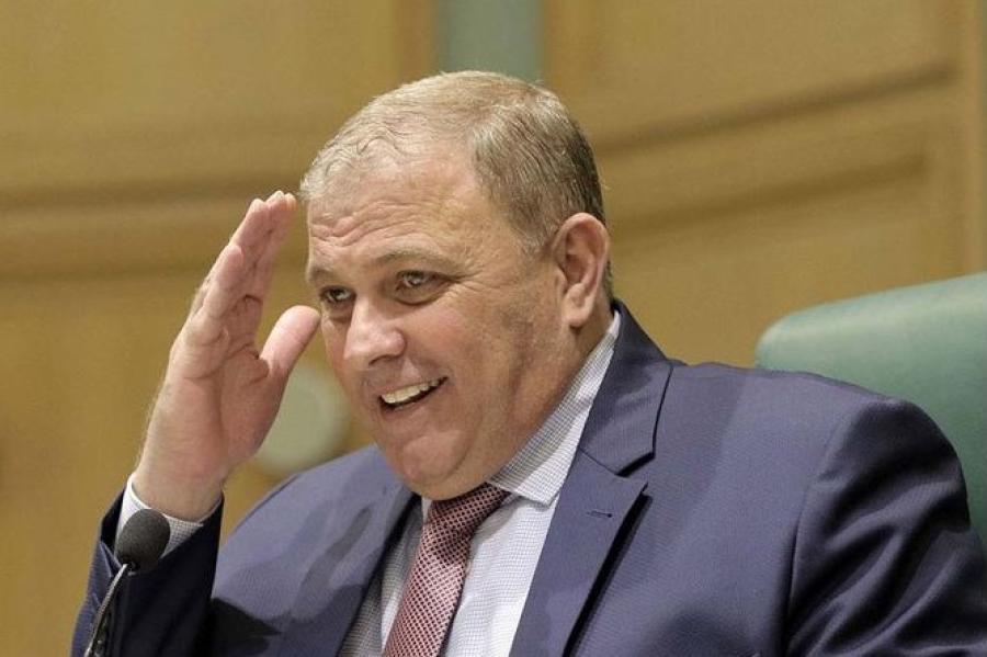 النائب عطية: على الحكومة التفكير بجدية بزيادة الرواتب ورفع مستوى المعيشة للمواطنين