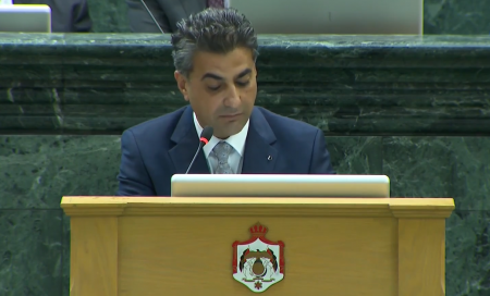 الخصاونة يدعو الحكومة لسداد مستحقات المستشفيات والجامعات