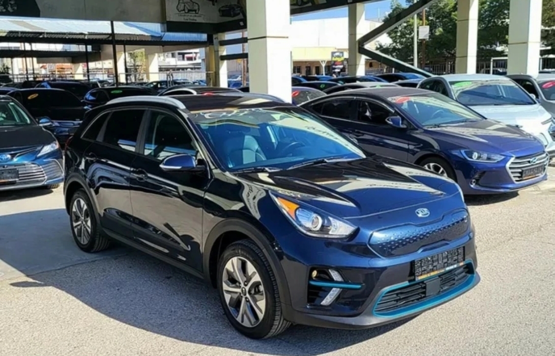 أبو رحمة: نقص قطع الغيار وارتفاع الأسعار أبرز تحديات اقتناء السيارات الكهربائية