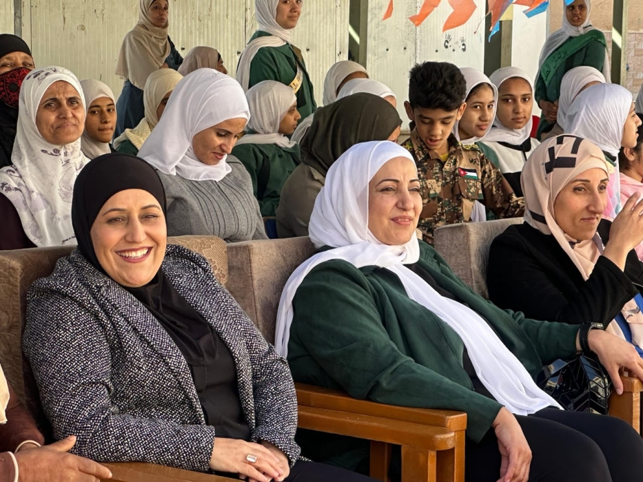 العدوان تفتتح مبادرة جينا نفرحكم وتكرّم الأمهات المشاركات في برنامج بيتنا السعيد