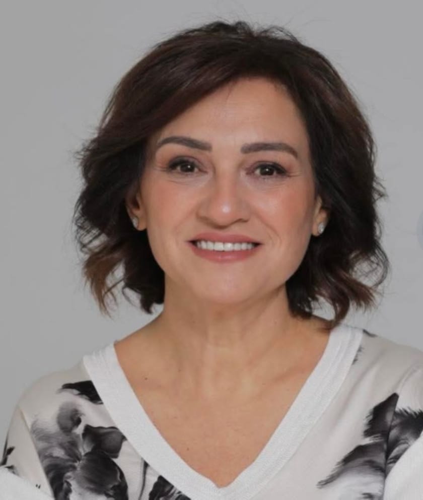 خزوز تكتب :عقبات في وجه المشروع الوطني