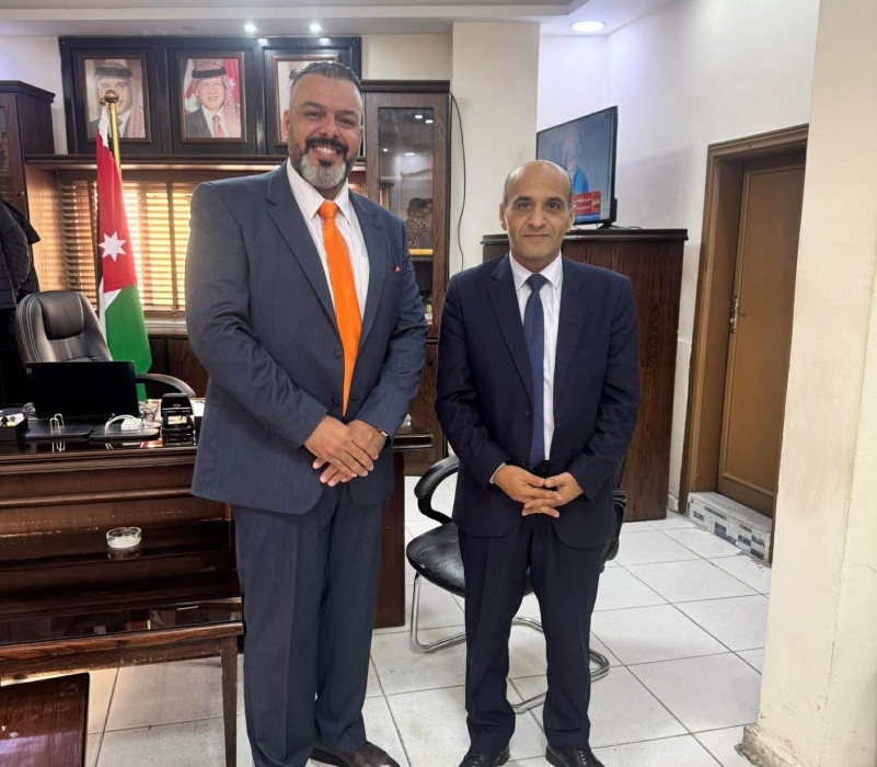 متصرف لواء الرصيفة أيمن الرومي يستقبل  غالب الشلالفة  وجمعية خليل الرحمن