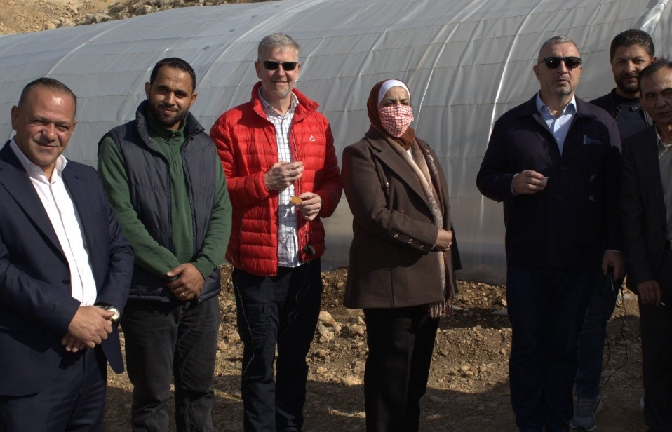 وفد من البنك الدولي يزور مشاريع “أرضي” في جرش