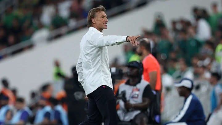 بأمر رينارد.. السعودية تستعيد العمود الفقري أمام فلسطين