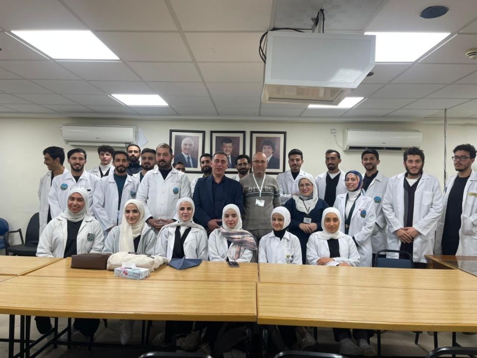 زيارة تعليمية لطلبة التمريض إلى مستشفى الأمير فيصل بن الحسين