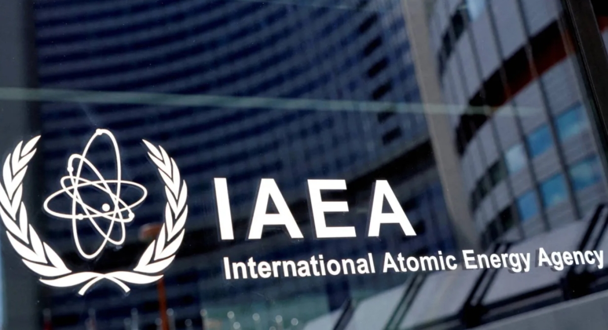 وكالة الطاقة الدولية تخفض توقعاتها لفائض سوق النفط عالميا في 2026