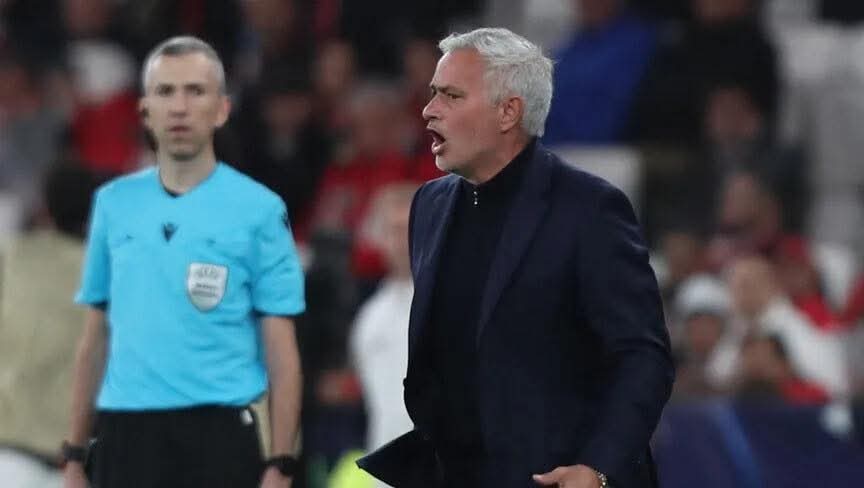 مورينيو بعد إسقاط نابولي: جاهزون لمعركة التأهل أمام يوفنتوس وريال مدريد