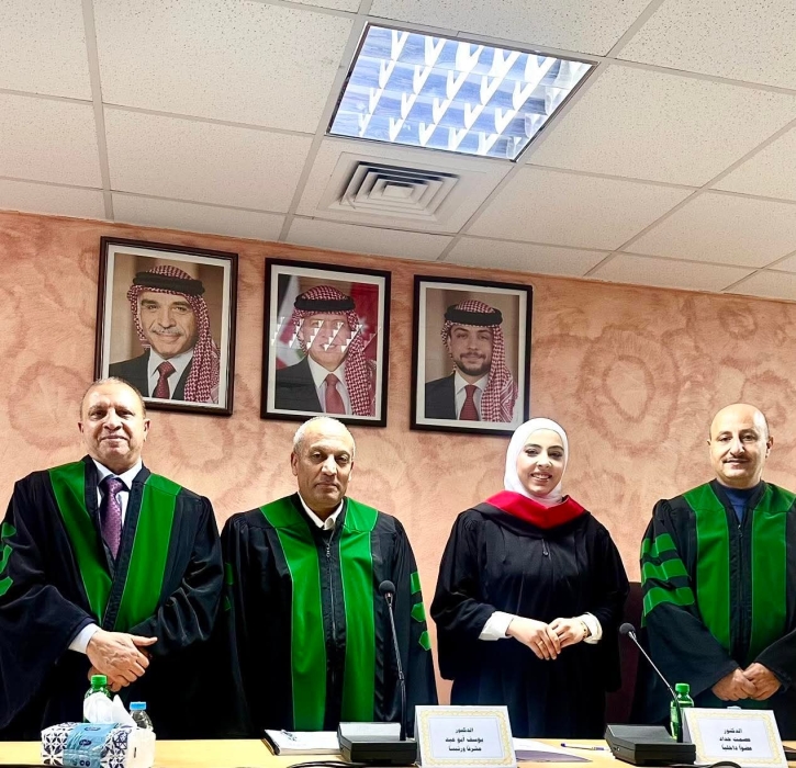 الصمادي تناقش رسالة ماجستير حول شبكات التواصل والرياضة المحلية