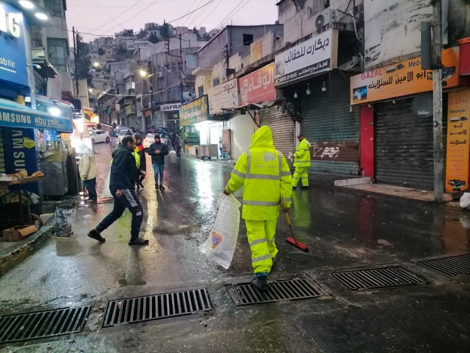 أمانة عمان تنفذ مسحا شاملا للطرق للحد من آثار المنخفض الجوي