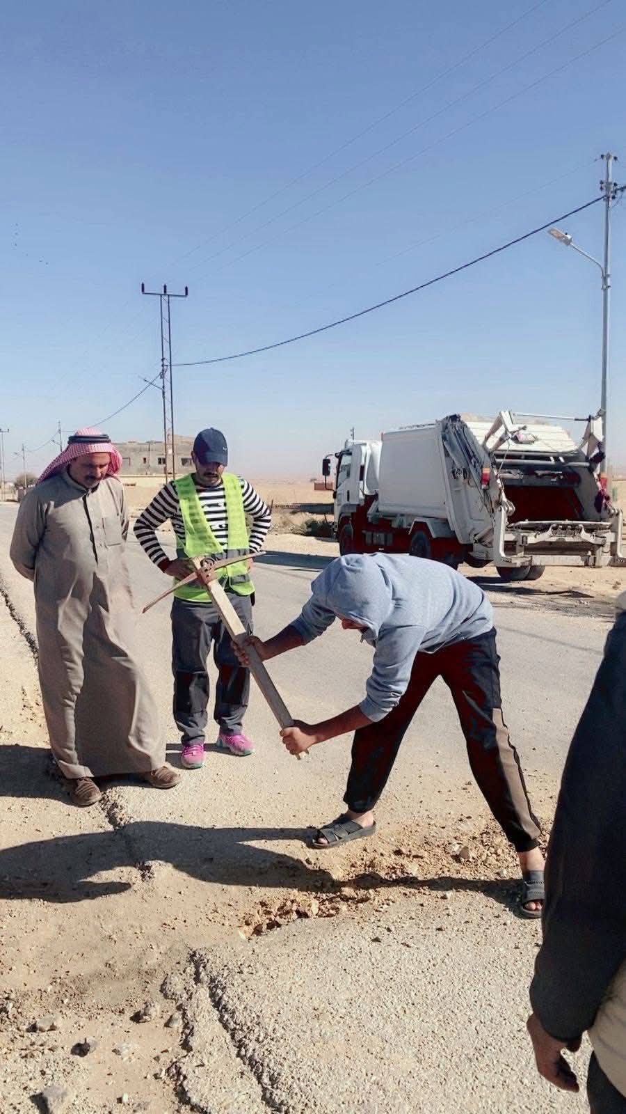 بلدية أم الرصاص: مسؤولية مجتمعية وحملة تطوير للطرق