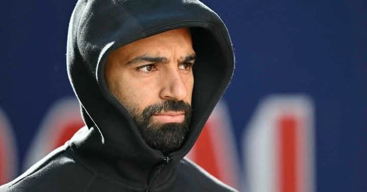 لقاء سري بين صلاح وهندرسون يثير التكهنات.. هل حسم وجهته؟