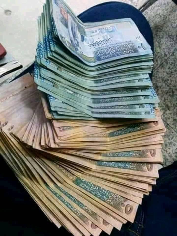 أمانة عمّان الكبرى تعيد 19 ألف دينار لمواطن بعد فقدانها في حاوية نفايات