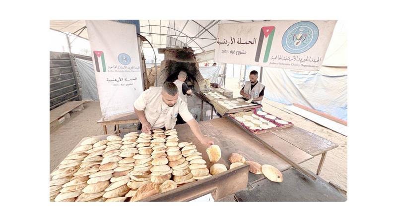 غزيون : المخابز الأردنية تخفف معاناتنا