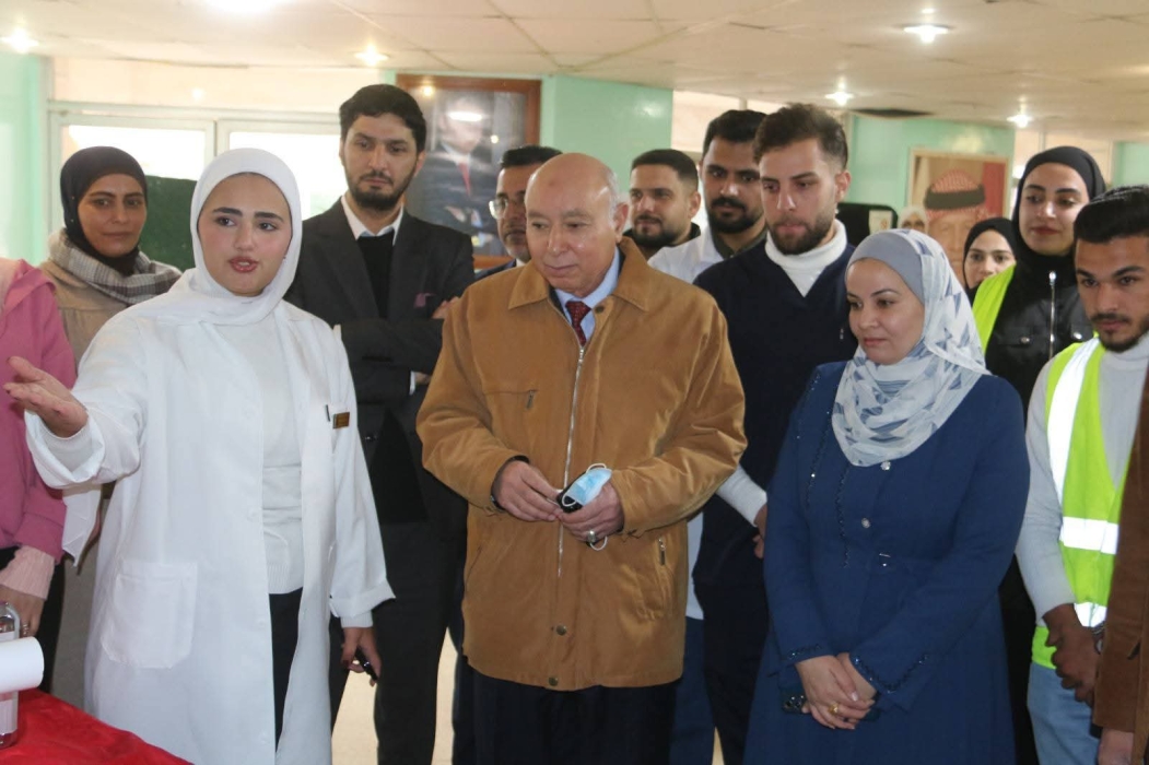 رئيس جامعة مؤتة يفتتح اليوم الطبي للتبرع بالدم