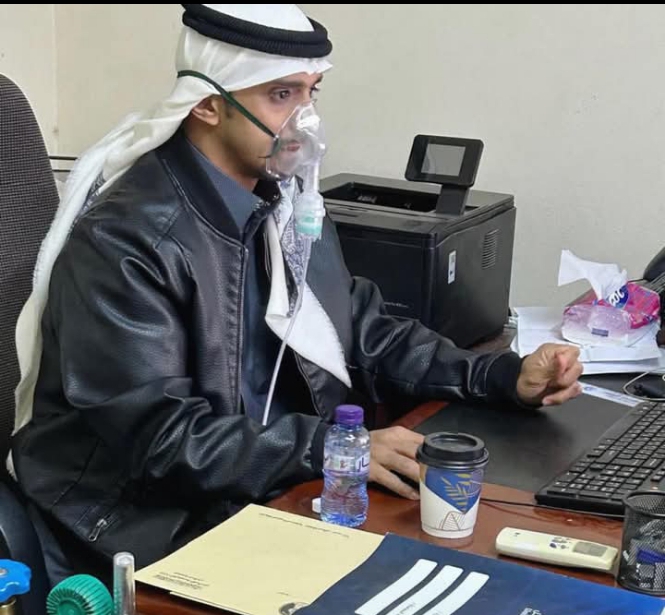 سلطان الشمري يضرب مثال الإخلاص ويواصل عمله رغم المرض الصعب