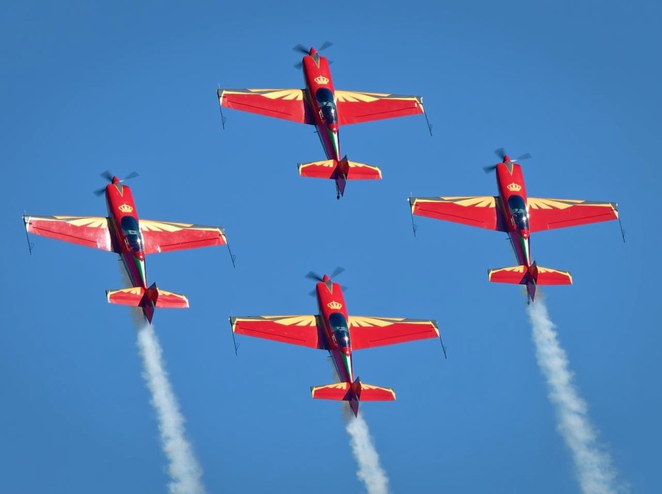 فريق صقور الأردن الملكية يشارك بعروض جوية في السعودية تحت رعاية الأمير سلطان بن سلمان...صور