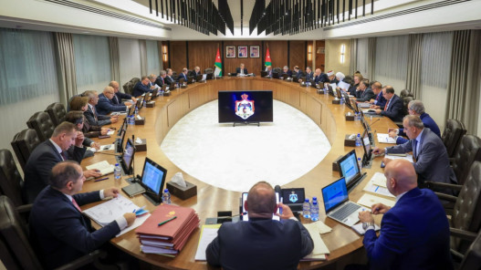 تكليف وزارة الأشغال بإجراءات طرح عطاءات إعداد دراسات مشاريع مدينة عمرة