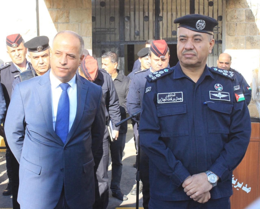 شرطة شمال عمان تنفذ تمرينًا وهميًا لرفع الجاهزية للتعامل مع الطوارئ  صور