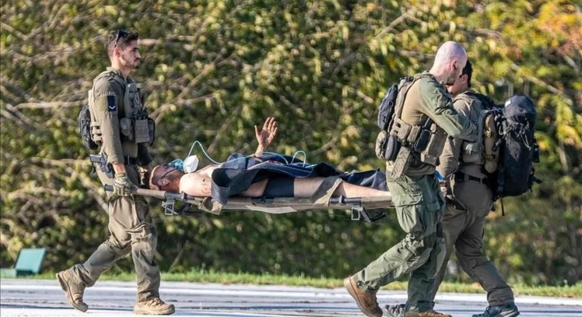 يديعوت: مقتل جندي إسرائيلي في إطلاق نار داخل قاعدة للجيش