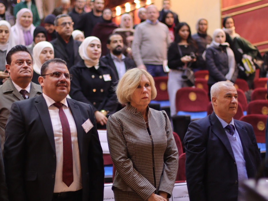 كلية العمارة والتصميم في فيلادلفيا تنظم يومًا علميًا عالميًا لدعم الابتكار والاستدامة