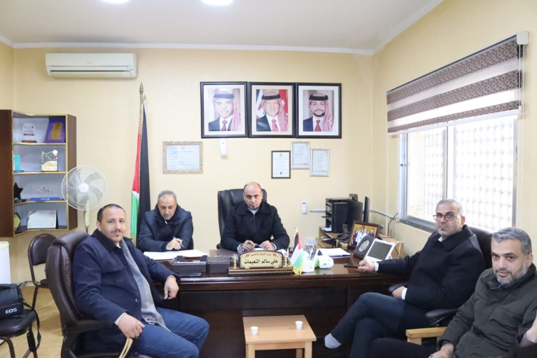 النعيمات يجتمع برؤساء قاعات الثانوية العامة