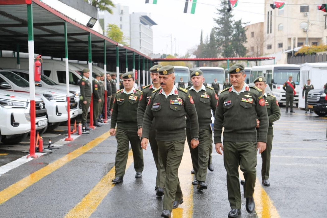 المساعد للإدارة والقوى البشرية يزور مديرية التربية والتعليم والثقافة العسكرية......صور